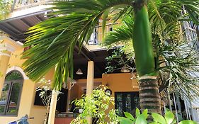 Q' Homestay Garden Villa